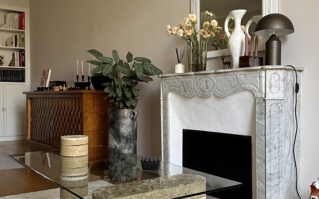 Marbled table – coffee table